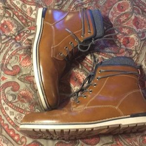 Men’s lace up boots